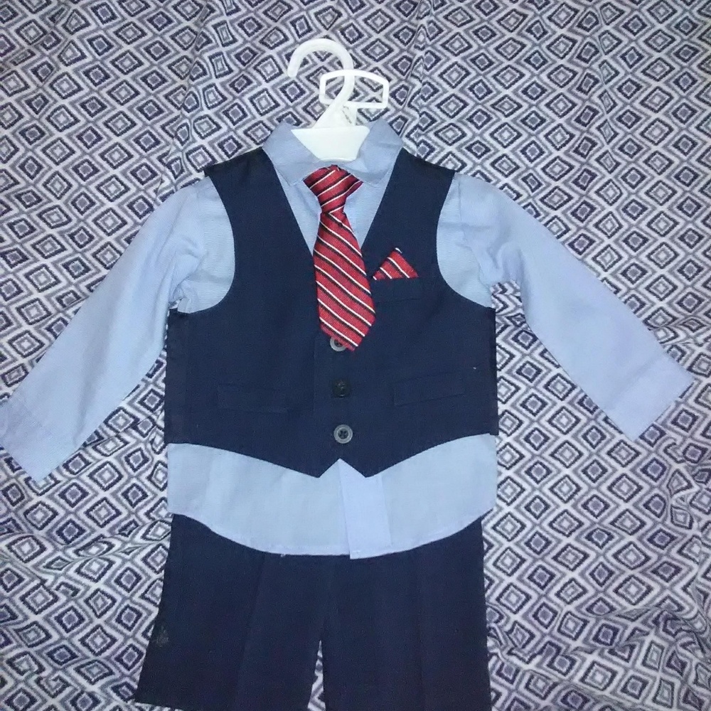 Size 3-6 mos infant boys 4 piece suit